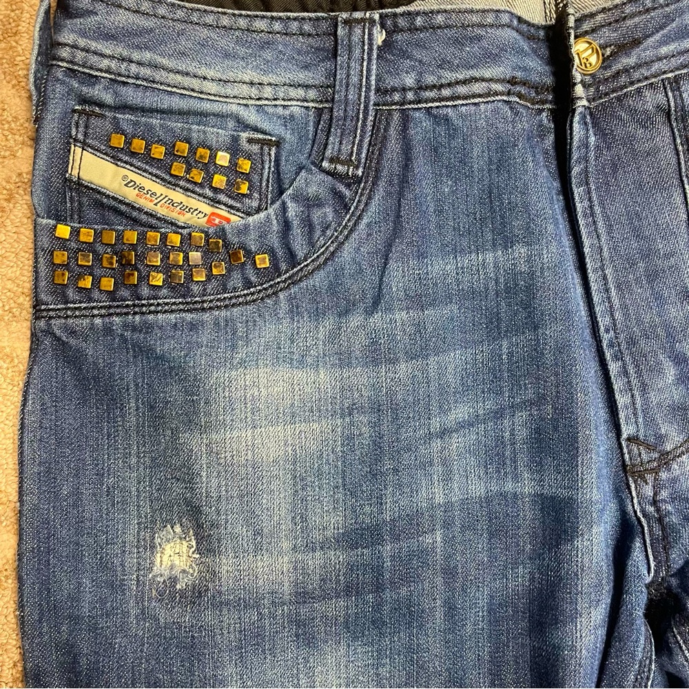 Diesel Timmen ๐ - Picture 3 of 9